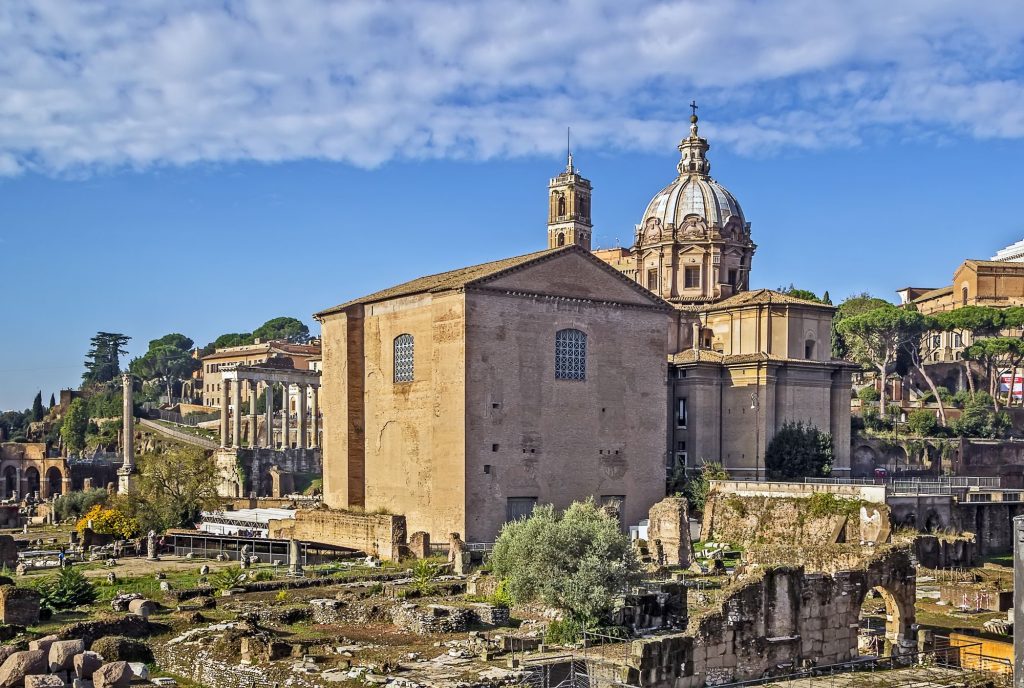 Curia Iulia