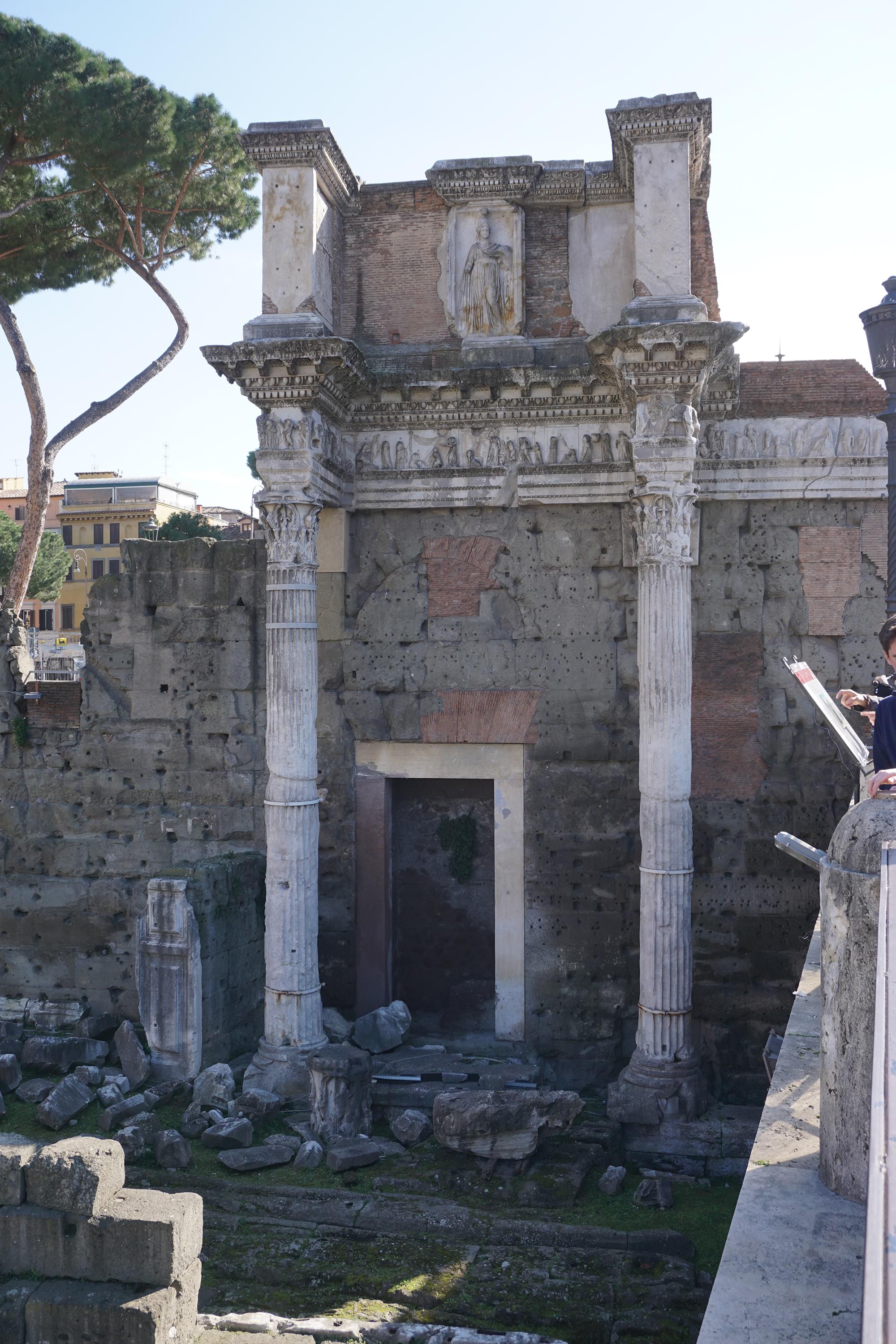 foro di nerva dettaglio
