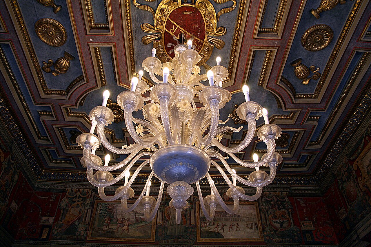 Crystal chandelier - Salla delle Oche - Palazzo dei Conservatori (Capitoline Museums) in Rome.