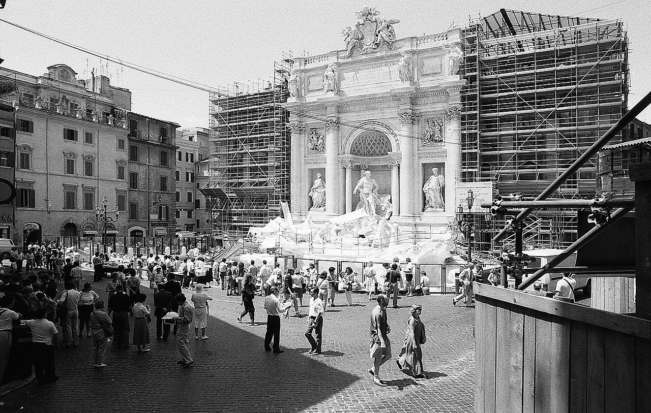 Fontana di Trevi e i restauri del 1990